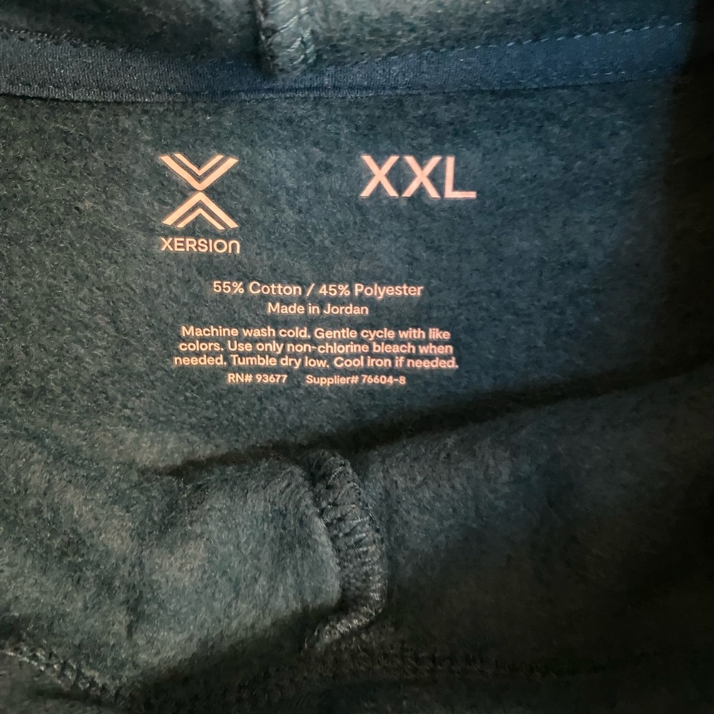 NWT Xersion Cropped Women’s Hoodie Size XXL - Picture 2 of 12